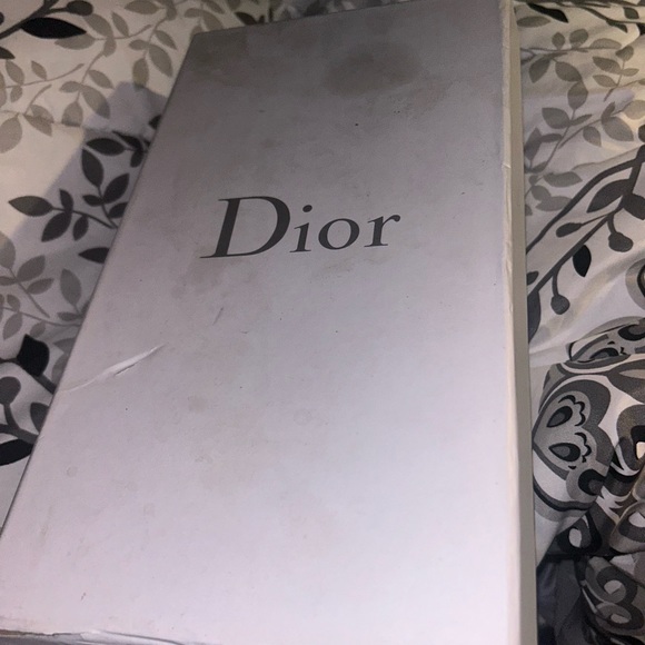 If interested in buying pls contact me at +1 949-284-6026 - Picture 5 of 5